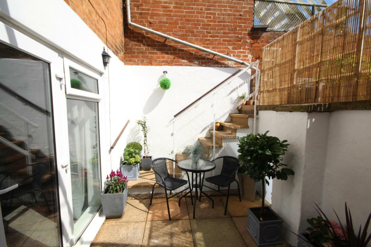 The Courtyard Apartment Leamington Spa Dış mekan fotoğraf